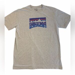 Patagonia P6 Logo Tee Size Large